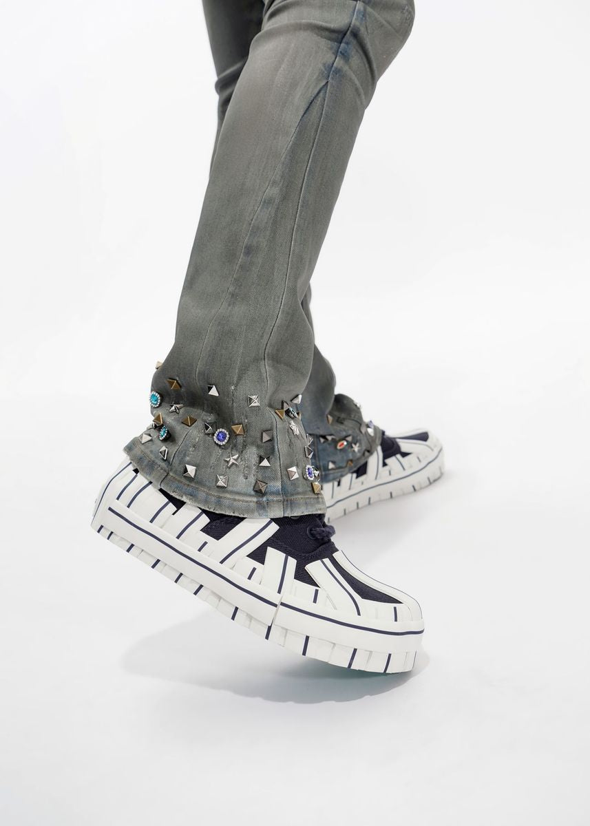 valabasas “ion” 33’’ inseam-stacked denim