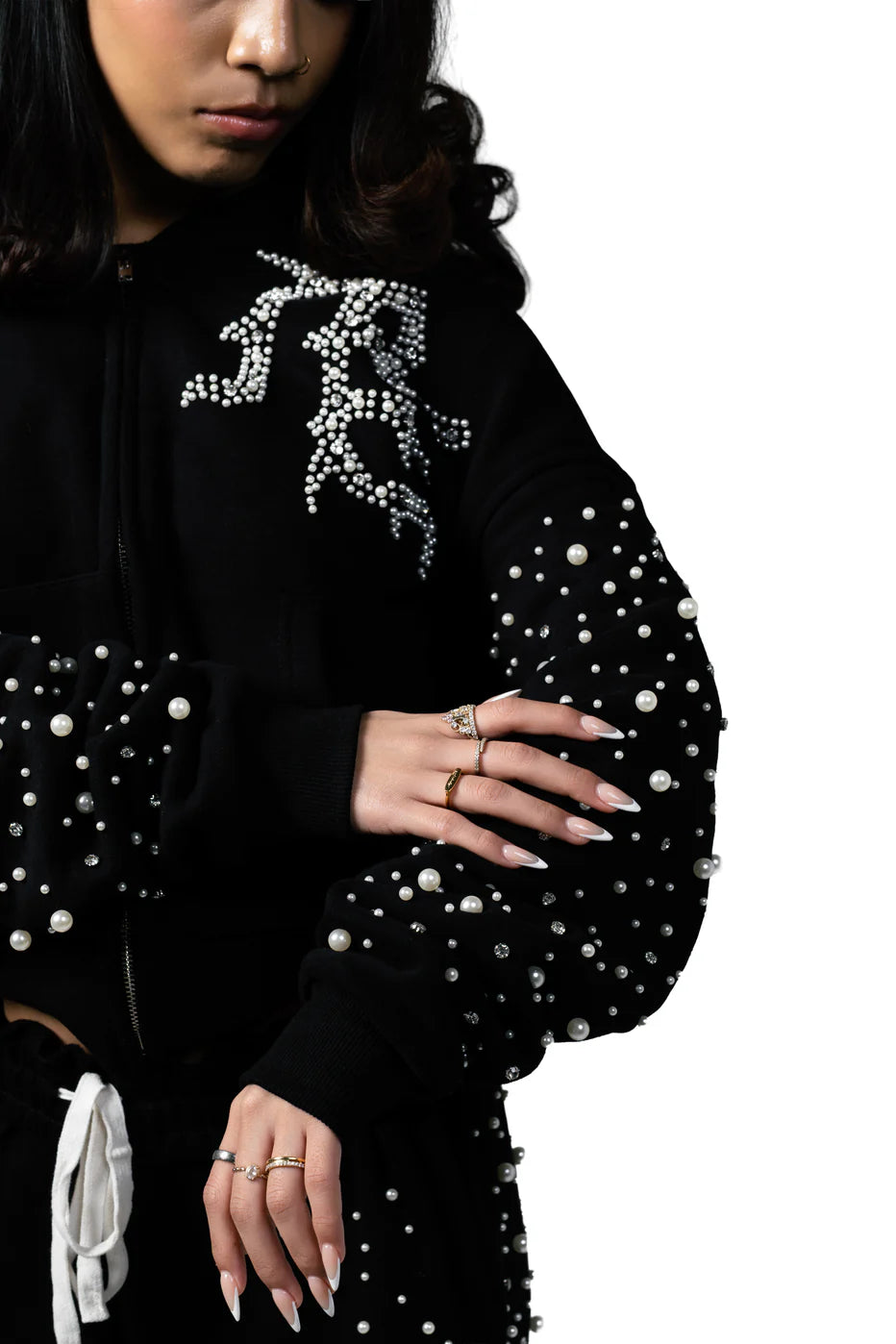 Mix emotions Black ‘Pearl’ Hoodie