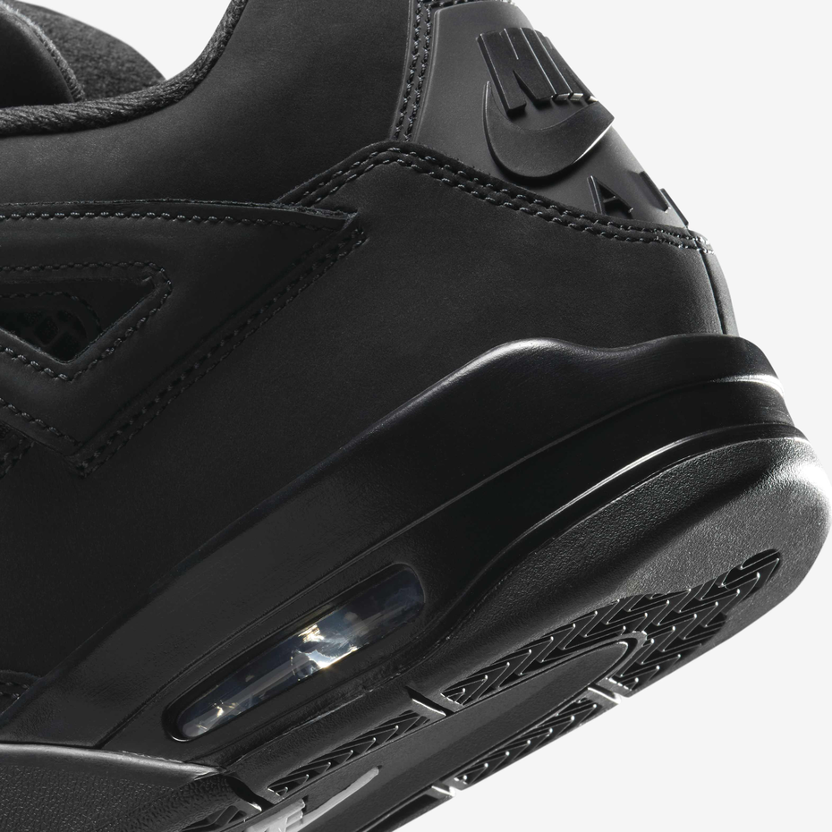 Air Jordan 4 Retro "Black Cat"