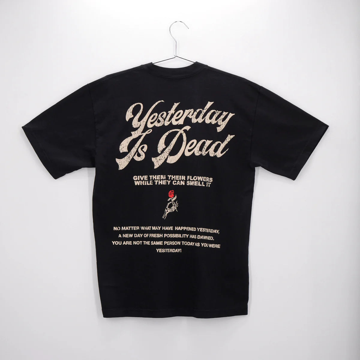 Yesterday is dead FRESH POSSIBILITIES TEE BLACK