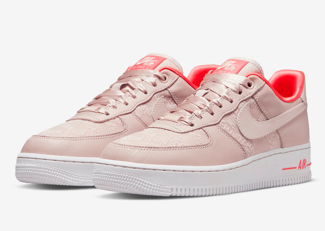NIKE AIR FORCE 1 LOW COMES WITH SATIN MATERIAL