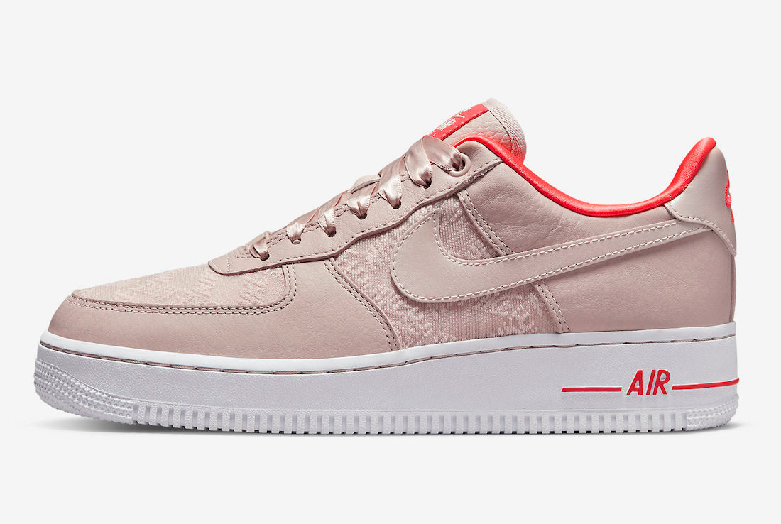 NIKE AIR FORCE 1 LOW COMES WITH SATIN MATERIAL