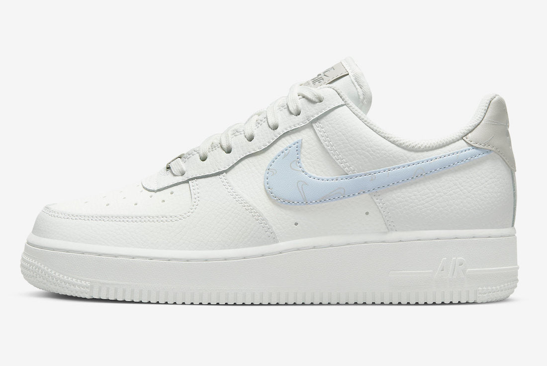 NIKE AIR FORCE 1 LOW WITH FOOTBALL GREY SWOOSHES
