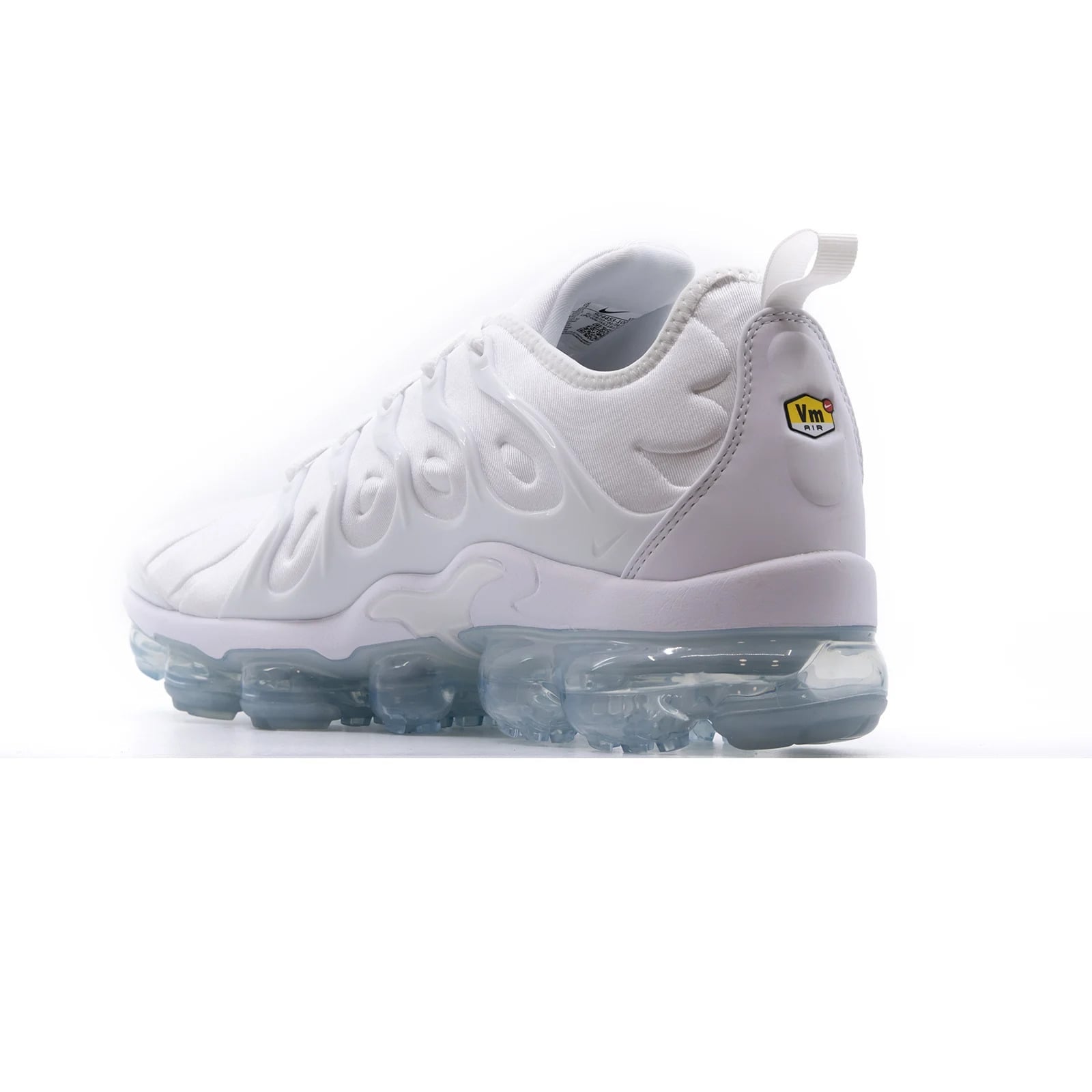 NIKE
AIR VAPORMAX PLUS