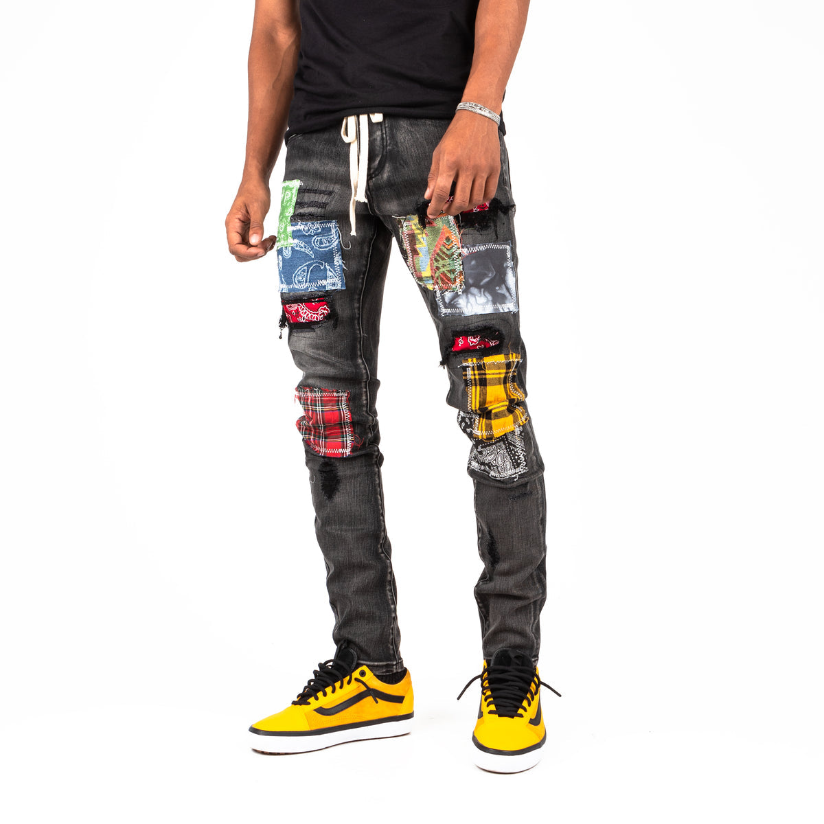 THRT DENIM
FEATURE DENIM