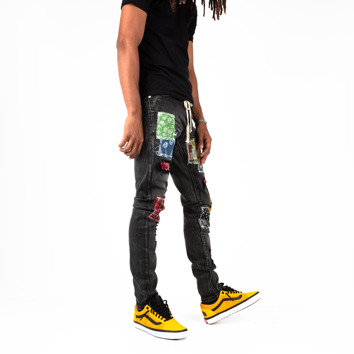 THRT DENIM
FEATURE DENIM