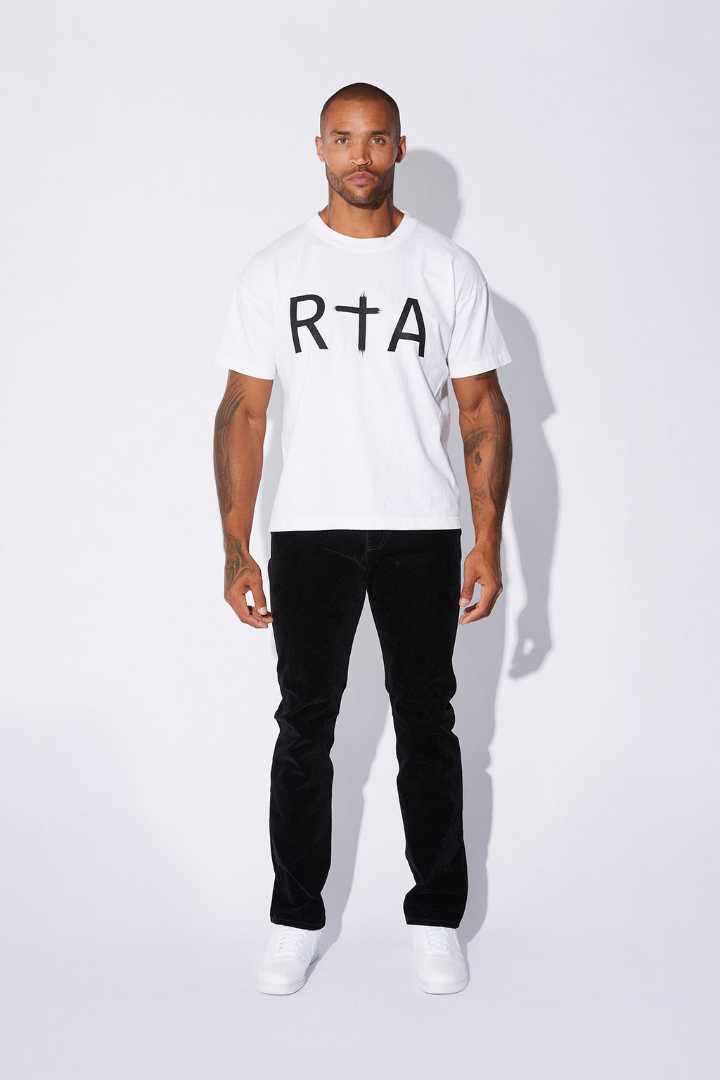 Rta Liam Tee | White Front Logo