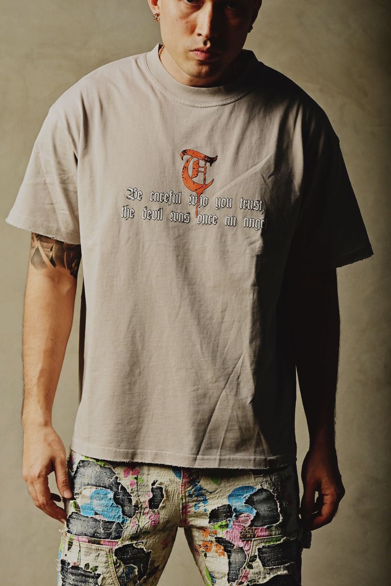 Trnchs "GUNS" Grey Tee