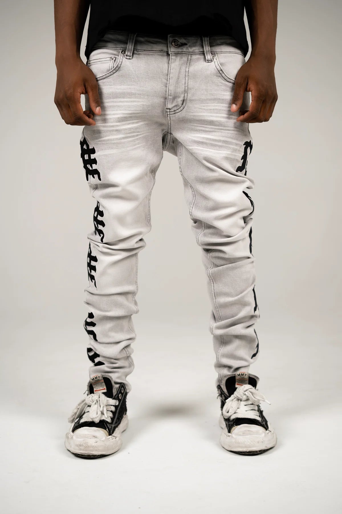 Mixed emotions Monogram Denim Grey Wash