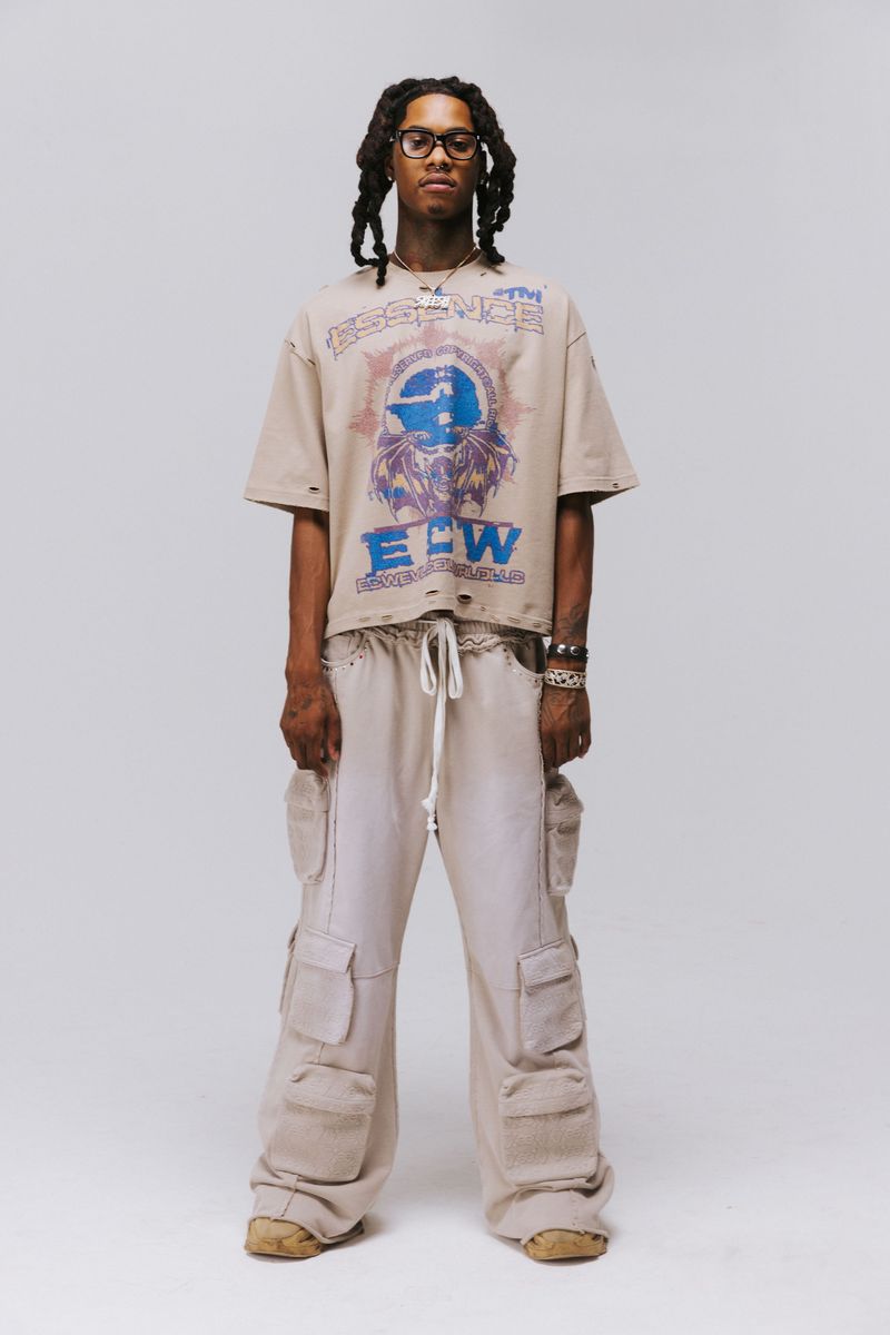 ESSENCE - NIGHT CRAWLER CROP T-SHIRT