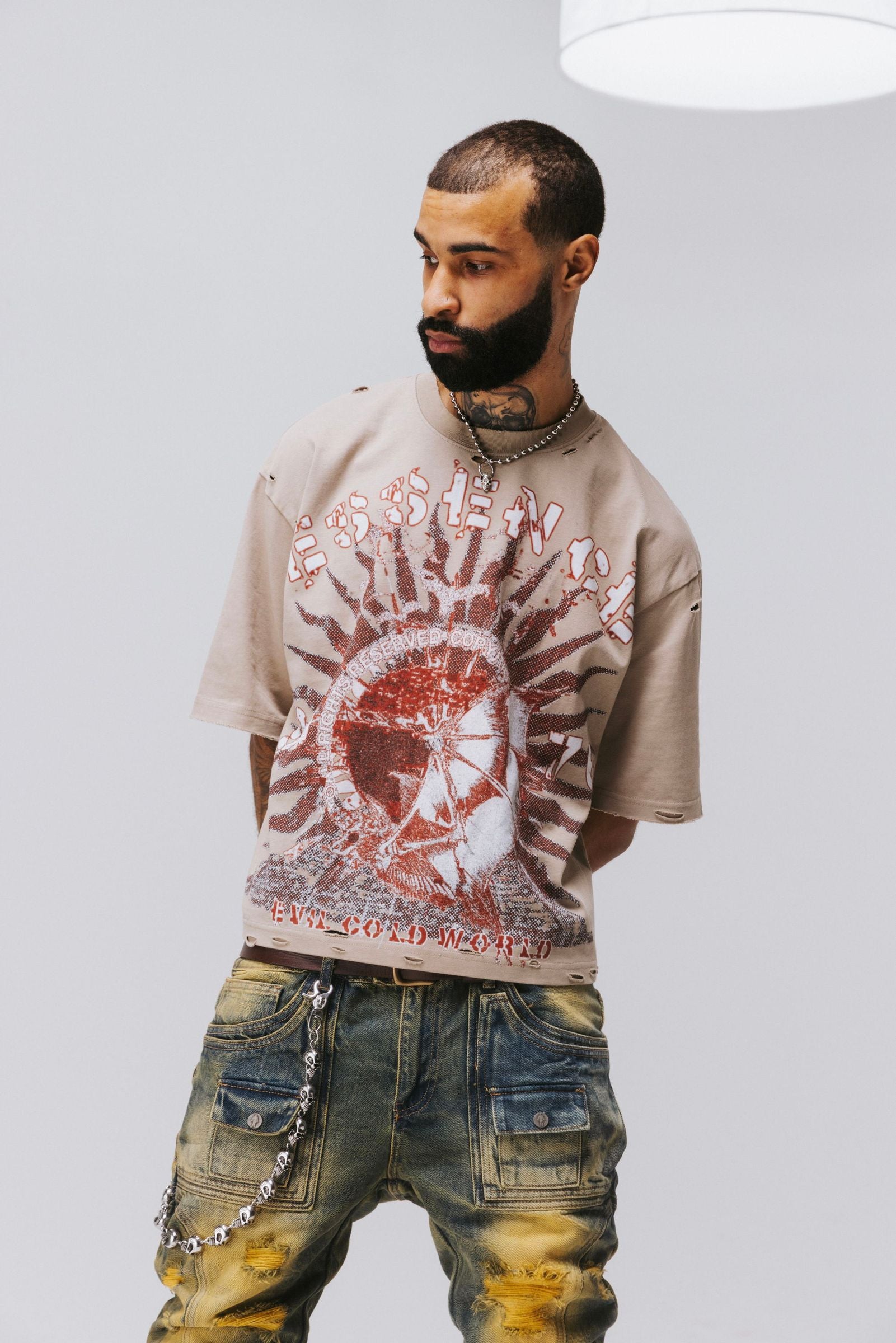 ESSENCE - MOST HIGH CROP T-SHIRT