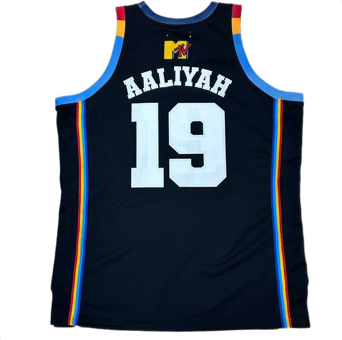 Headgear Classics Nostalgia co. AALIYAH 19 TANK TOP