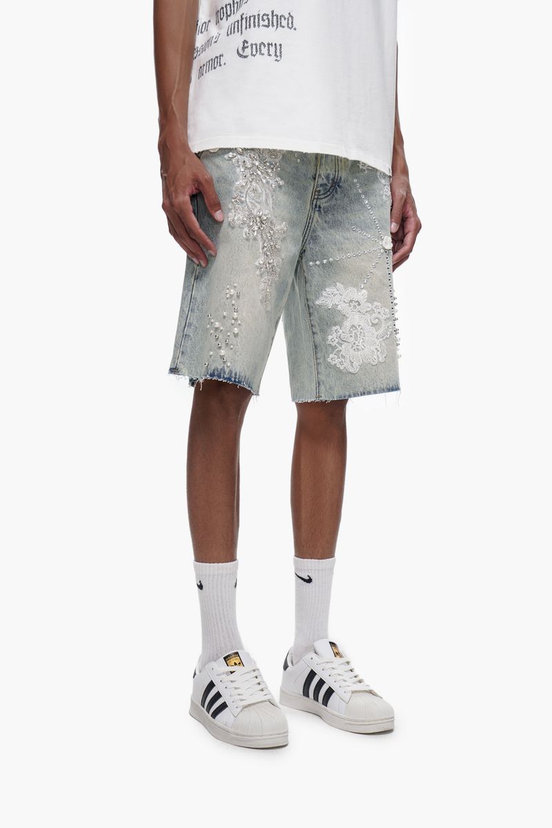 trnchs stitched light blue wash denim shorts