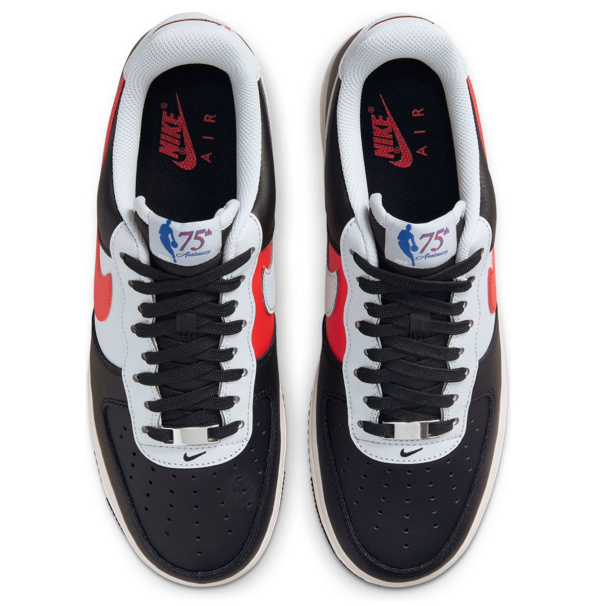 NIKE
AIR FORCE 1 '07 LV8