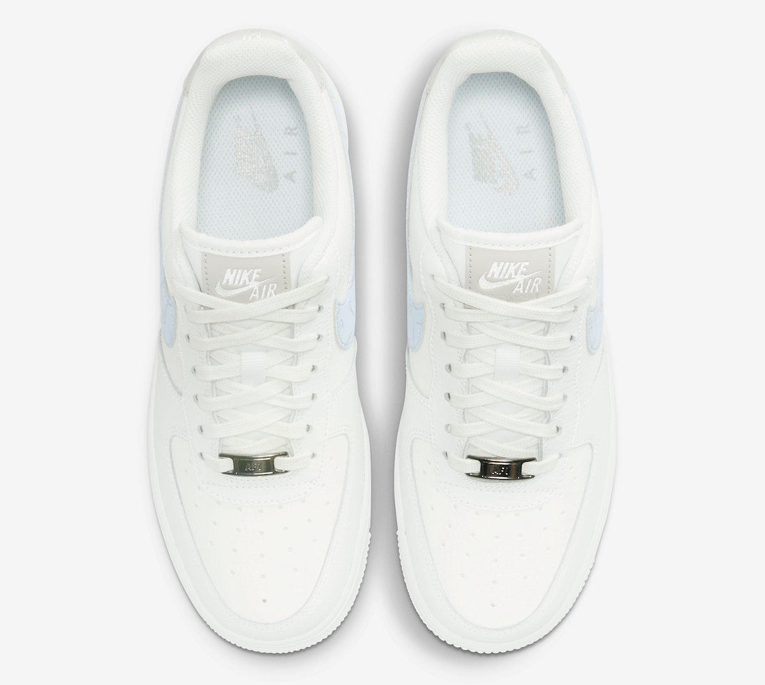 NIKE AIR FORCE 1 LOW WITH FOOTBALL GREY SWOOSHES