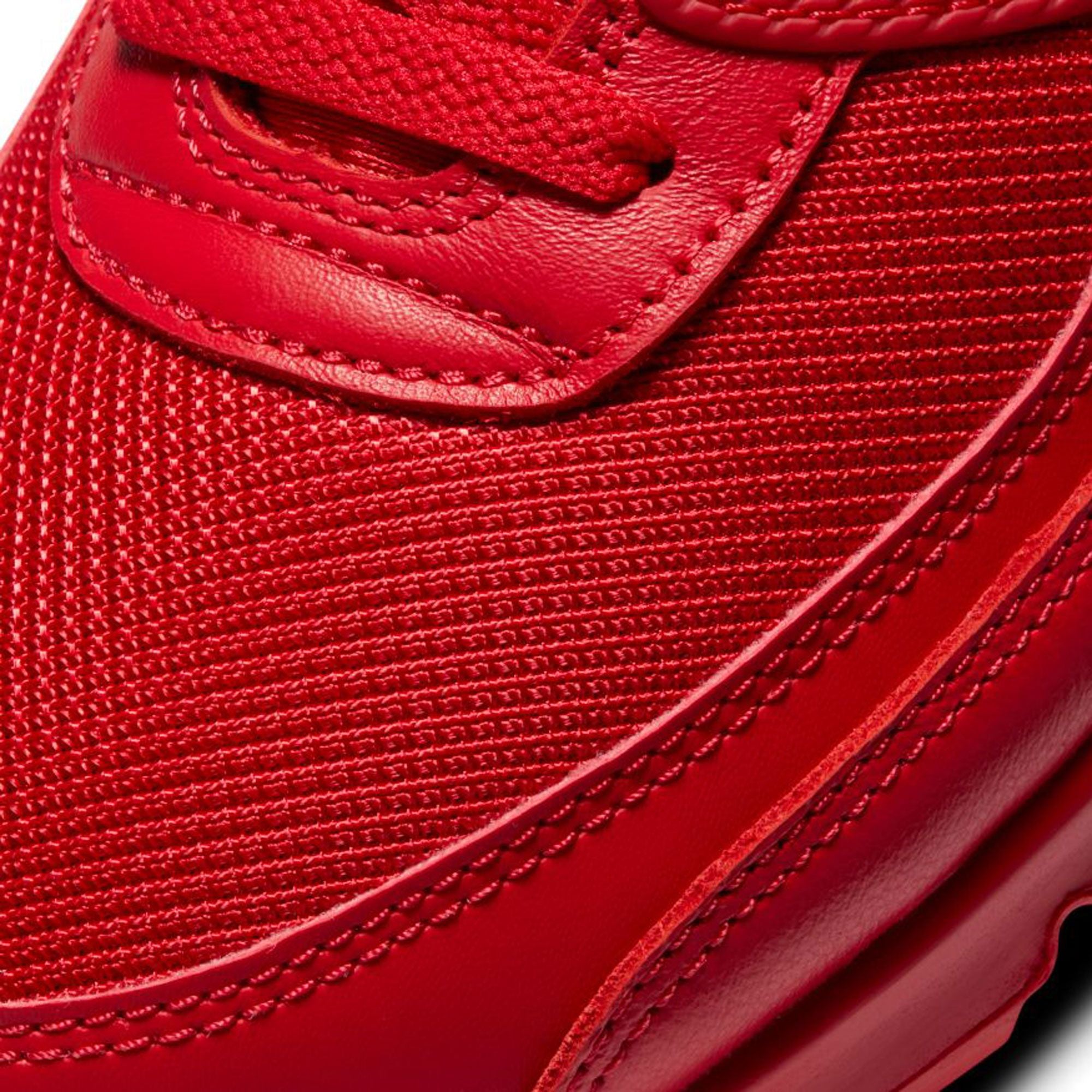 NIKE
AIR MAX 90
Men – University Red/Black