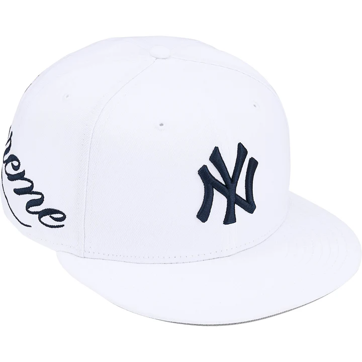 Supreme®/New York Yankees™ New Era®
