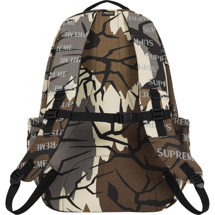 Supreme® Backpack Predator Camo