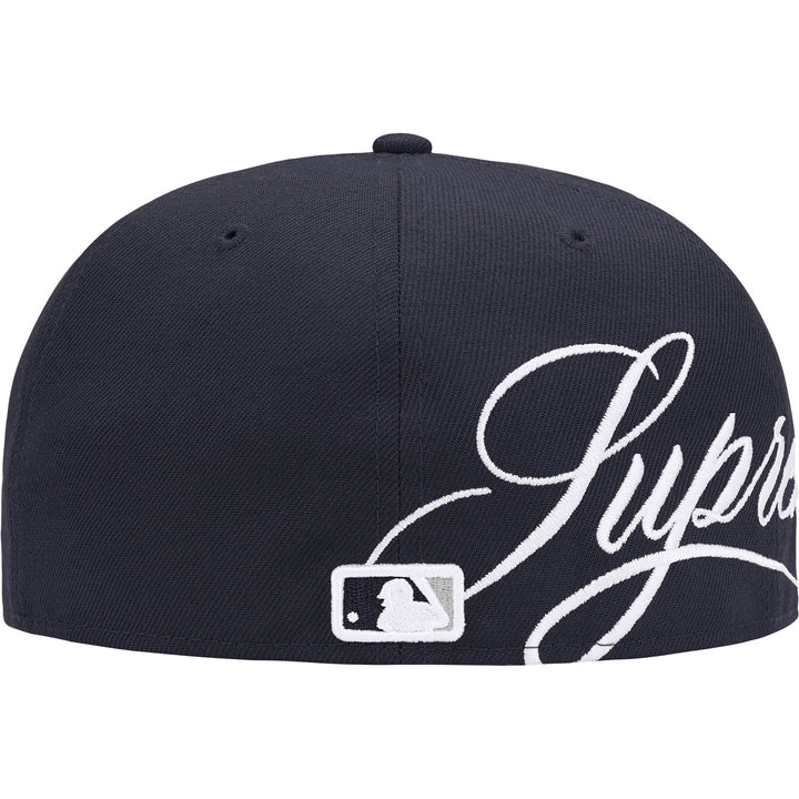 Supreme®/New York
Yankees™ New Era® Navy/White