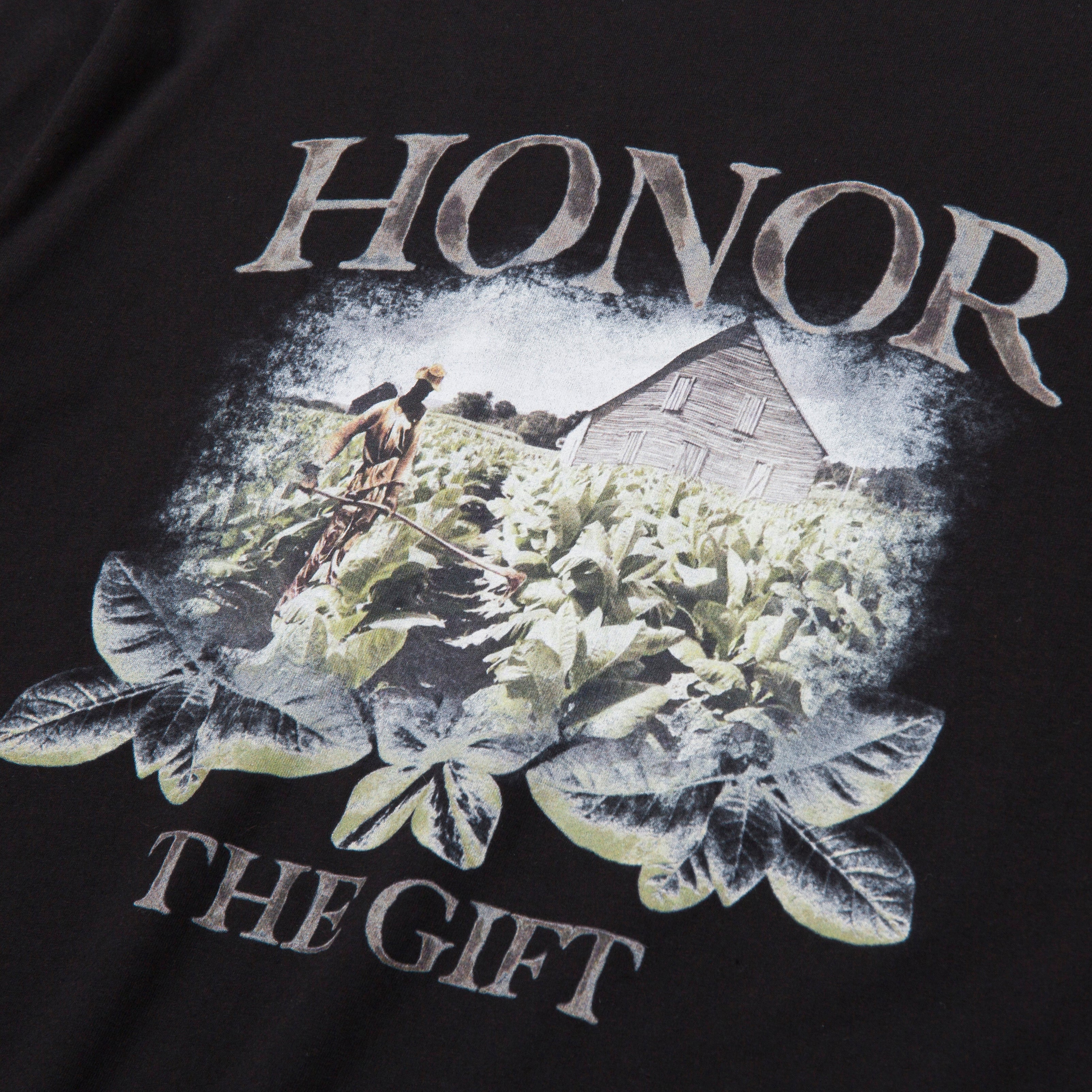 Honor the gift Tobacco Field T-Shirt - Black