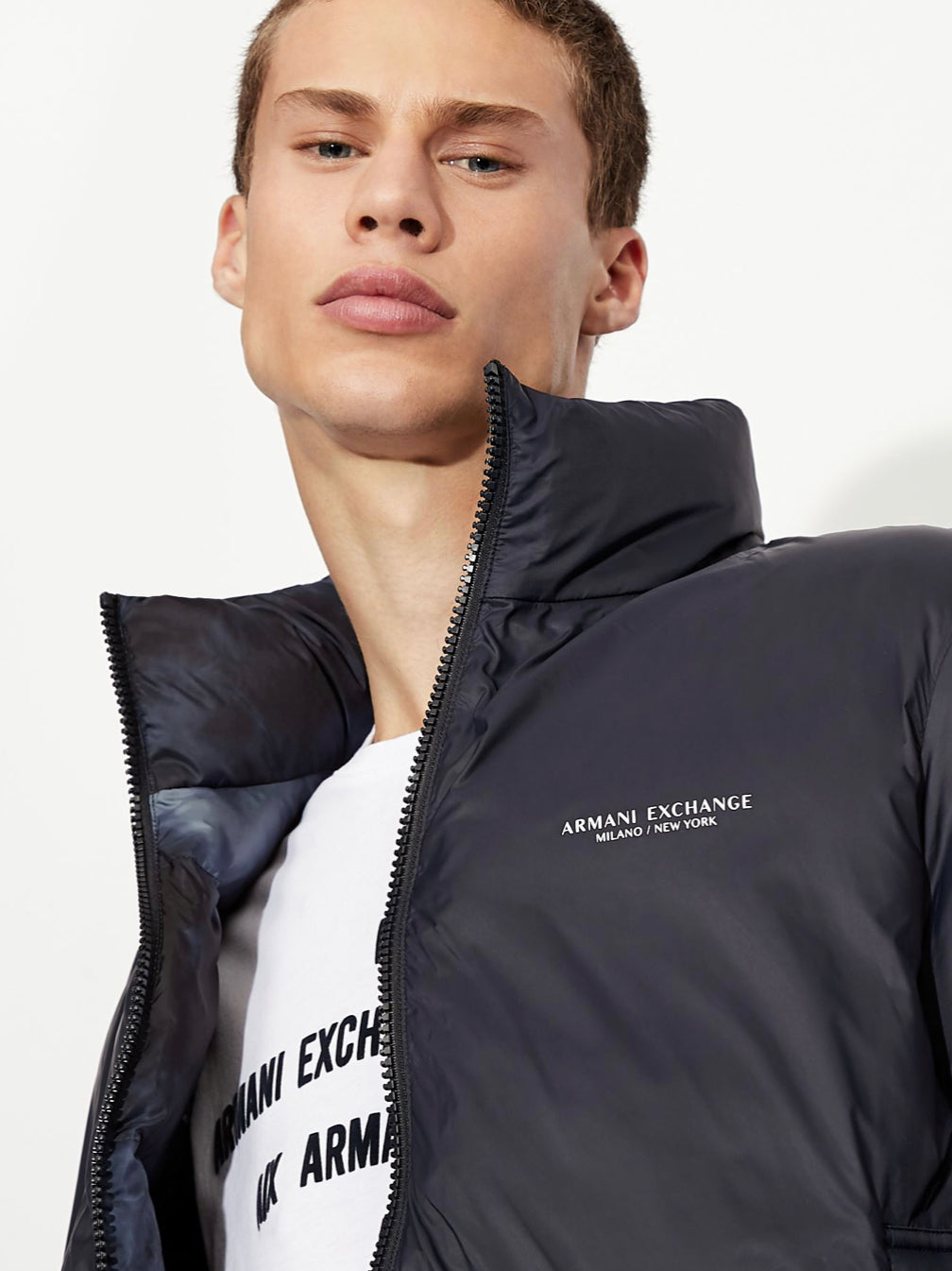 最終セール！　ARMANI EXCHANGE ブルー ダウンジャケット ARMANI EXCHANGE DOUBLE FACED PUFFER JACKET (NAVY/BLUE)